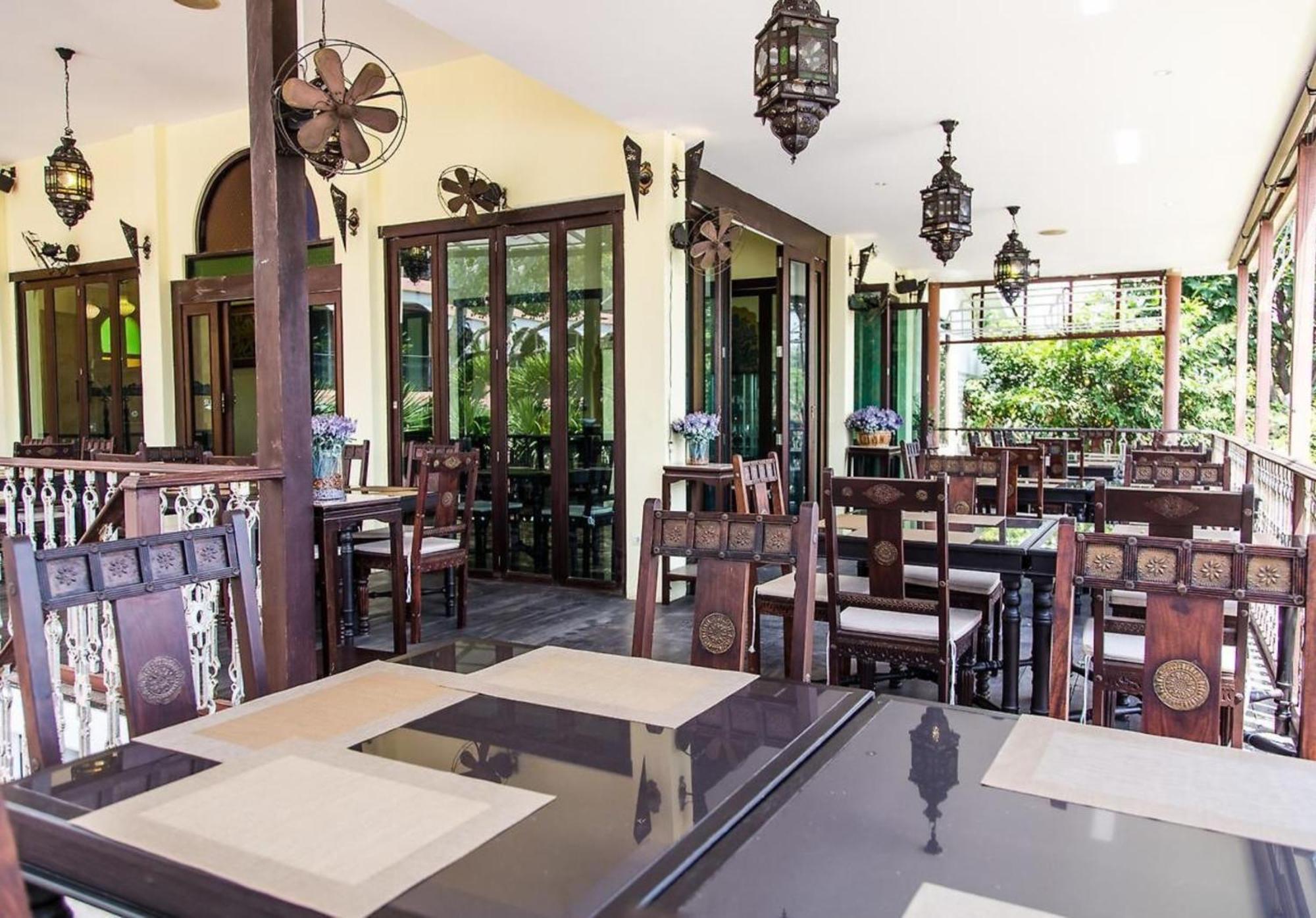 Sheik Istana Hotel Chiangmal Chiang Mai Extérieur photo
